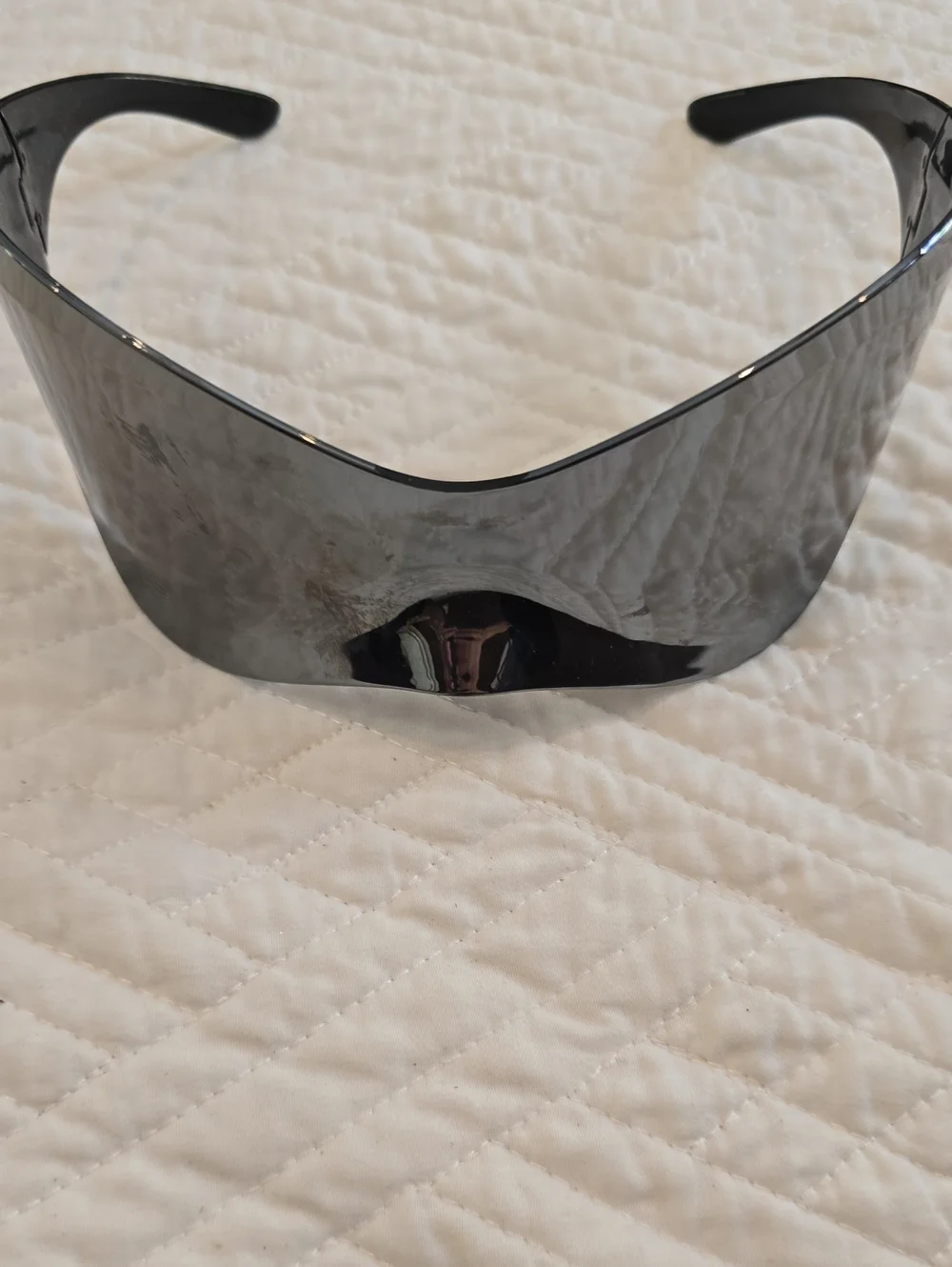 Unbranded Black VR/AR Visor Shield